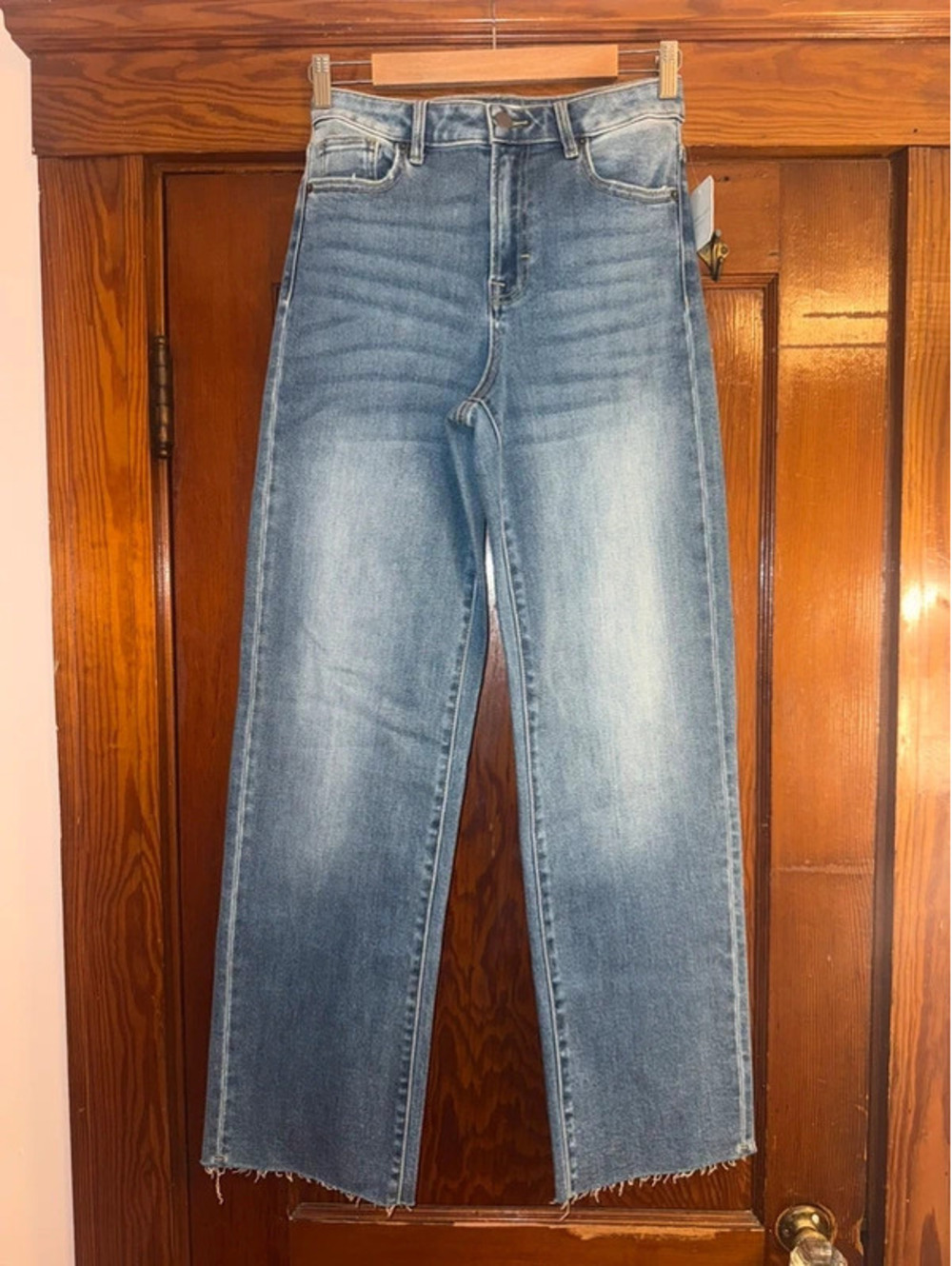 Altar’d State Raw Hem Jeans Women’s Size 26 Medium Wash